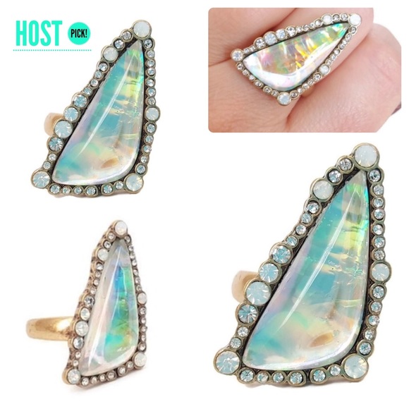 Iridescent Hologram Faux Pearl Cocktail Ring - Picture 4 of 4